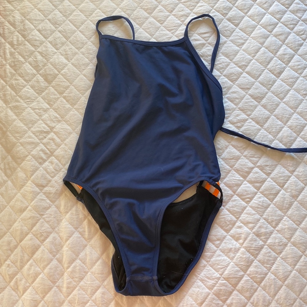 Jolyn one piece tie back size 28